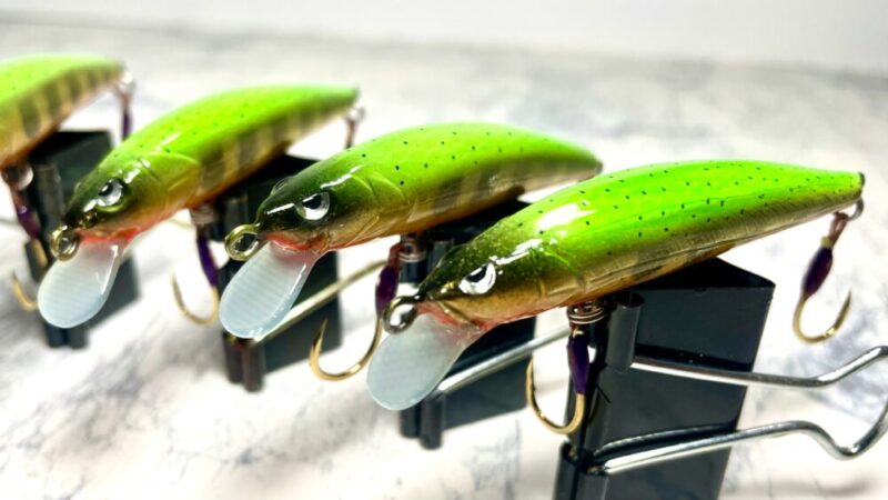 T.C.G Handmade Lures 45s No.15 ハンドメイドミノー アワビ貼り